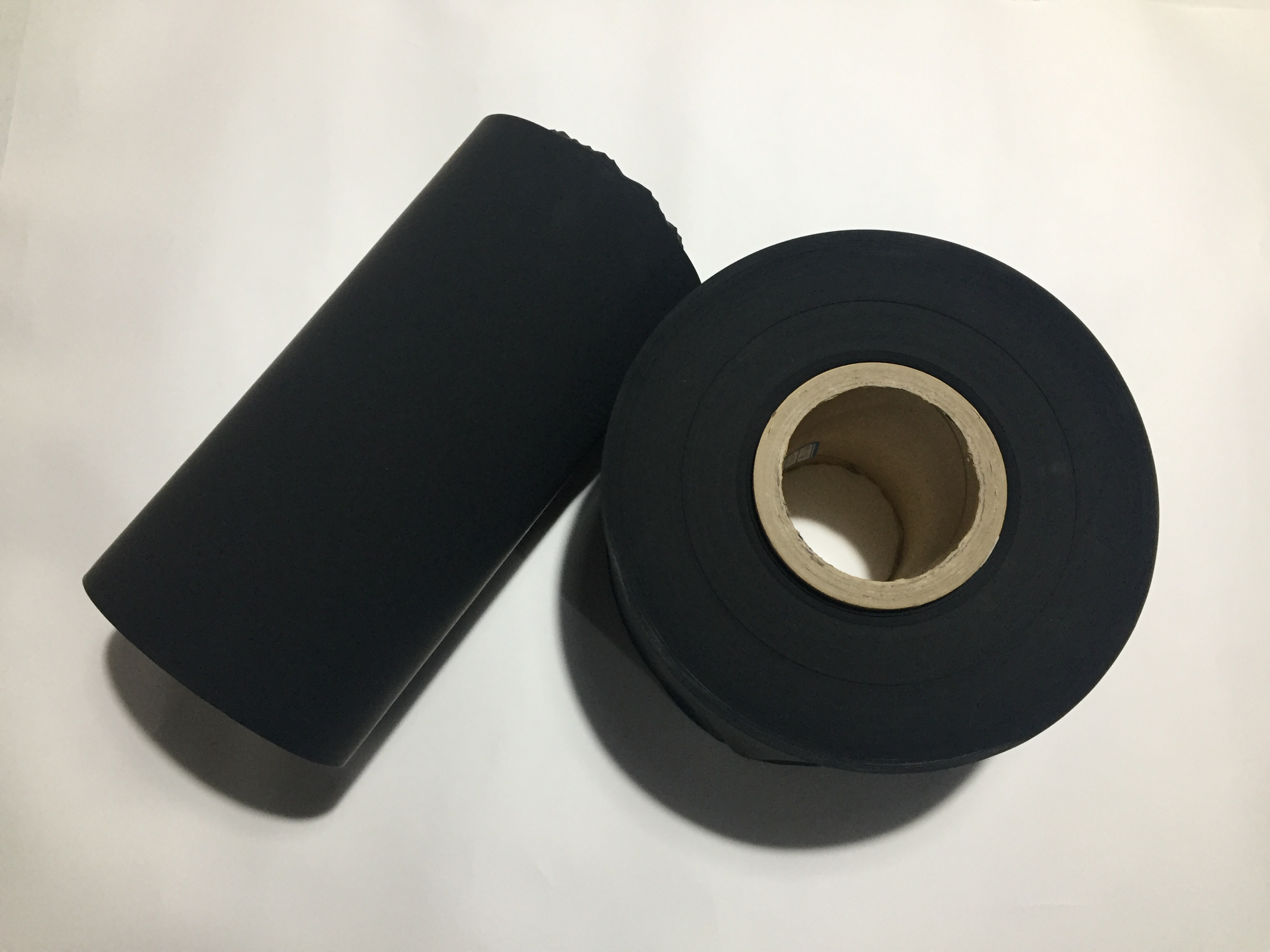 Rouleau de film conducteur de carbone noir thermique naturel pour Ekg
