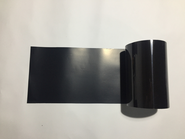 Film conducteur de carbone noir composite pour chauffage