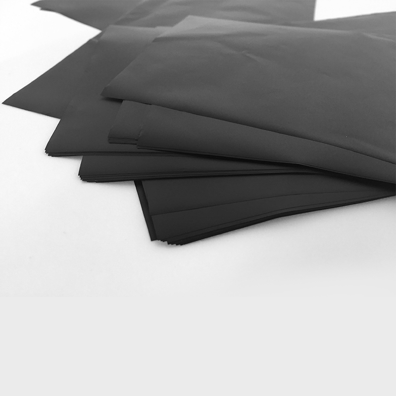 Film conducteur et antistatique noir