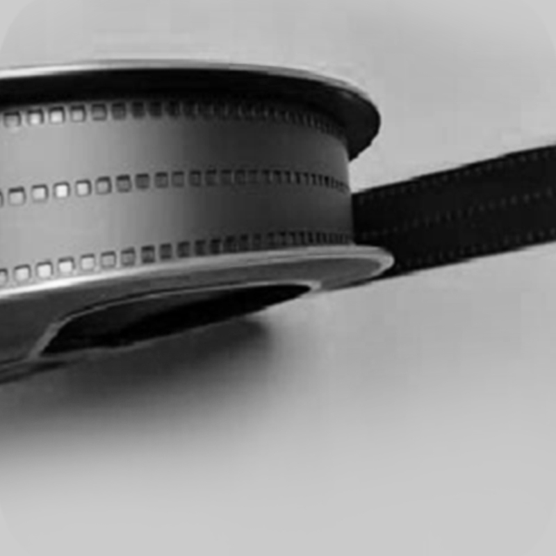 Bande d'espacement de protection à trois dents pour carte à puce